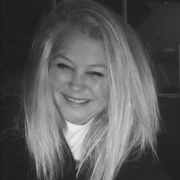 Meet your Posher, Misty - Picture 1 of 1